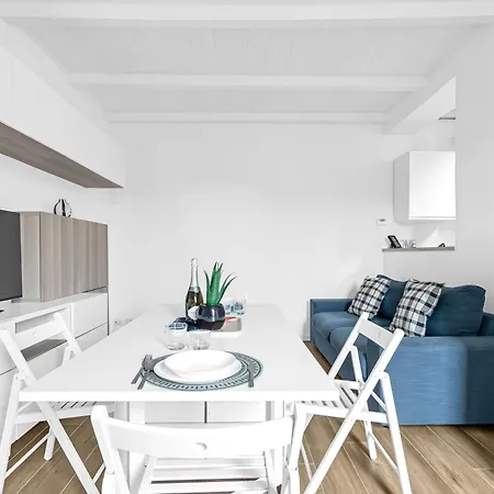 Lo3 • Navigli Chic Apartment • Milan Exterior photo